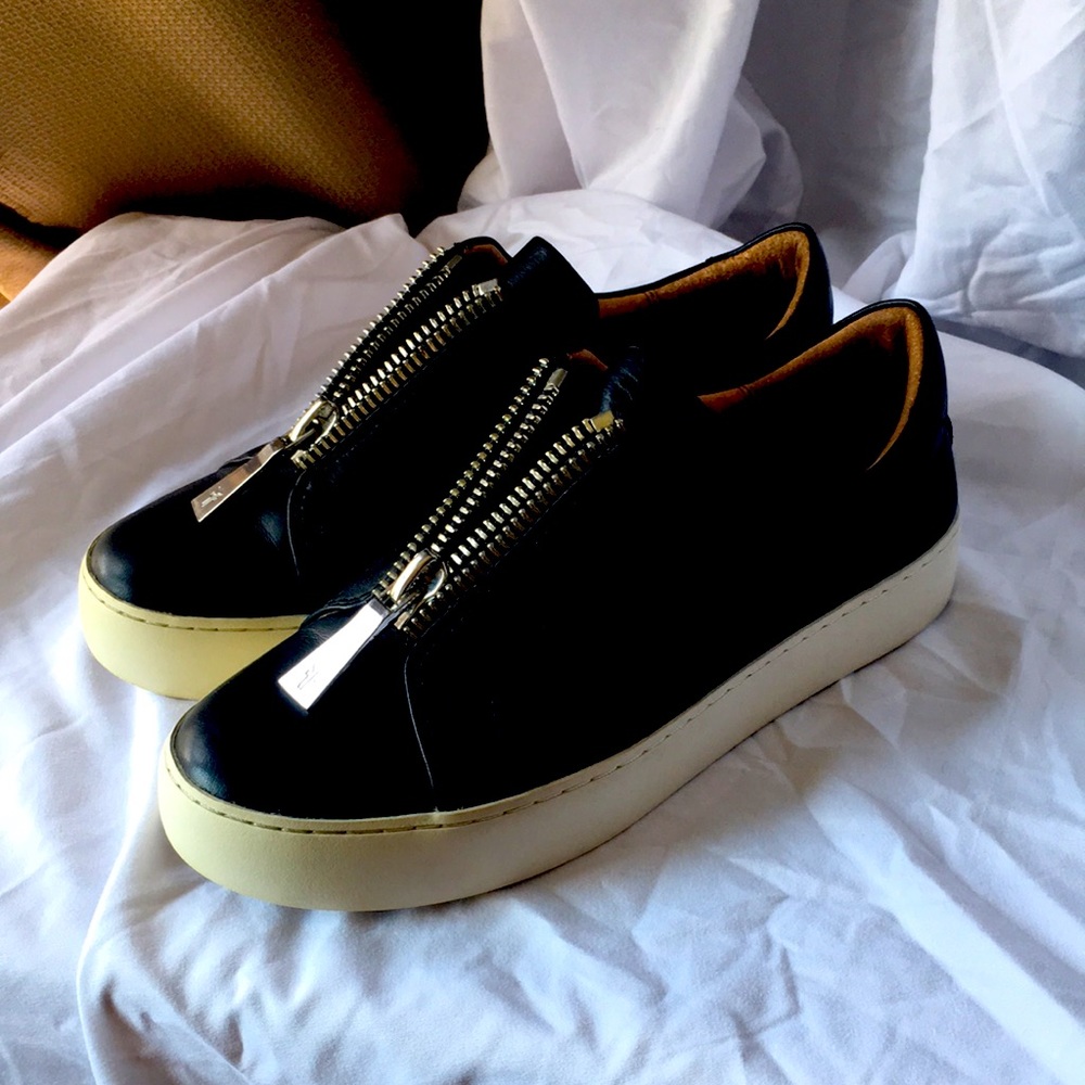 FRYE Zip Flat Shoes